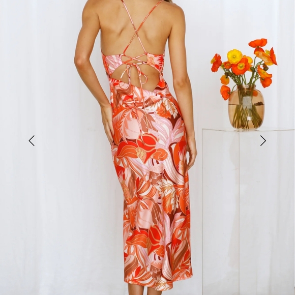 Hello Molly Who Loves You Dress Size 2 - Picture 2 of 6